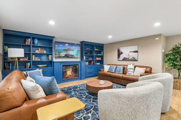 $1,795,000 | 540 Indian Mound Street East, Unit 1A, Wayzata, MN 55391