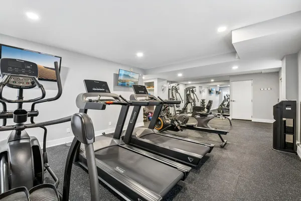 $1,795,000 | 540 Indian Mound Street East, Unit 1A, Wayzata, MN 55391