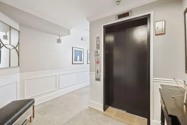 $1,795,000 | 540 Indian Mound Street East, Unit 1A, Wayzata, MN 55391