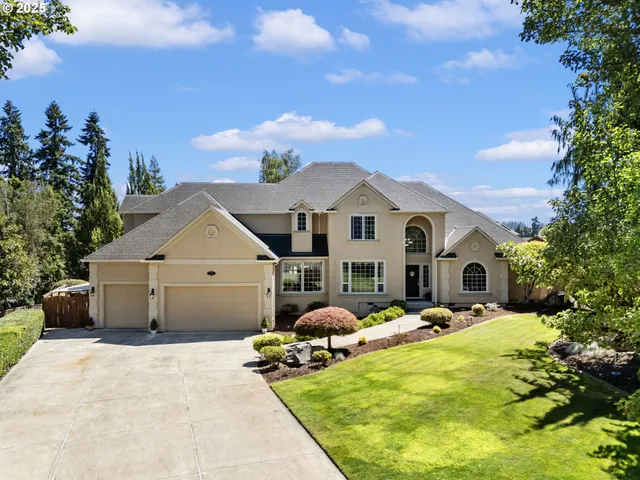 $870,000 | 1350 East 14th Circle, La Center, WA 98629