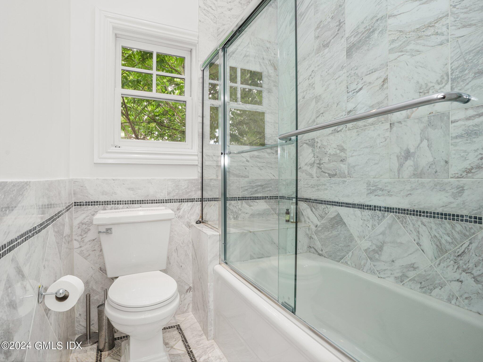 16 Laddins Rock Road Old Greenwich, CT 06870 - Photo 18 of 23 41-web-or-mls-16-laddins-rock-rd