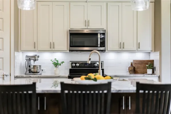 $499,000 | 20608 Adobe Trail, Lago Vista, TX 78645