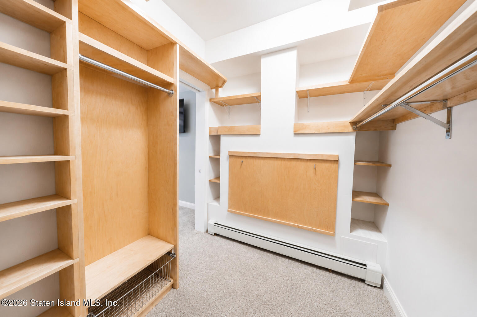 5434 Amboy Road Staten Island, NY 10312 - Photo 18 of 61 Walk-in Closet