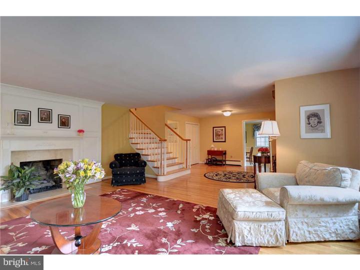 916 Hunt Road Newtown Square, PA 19073 - Photo 4 of 21 Gallery Image 4