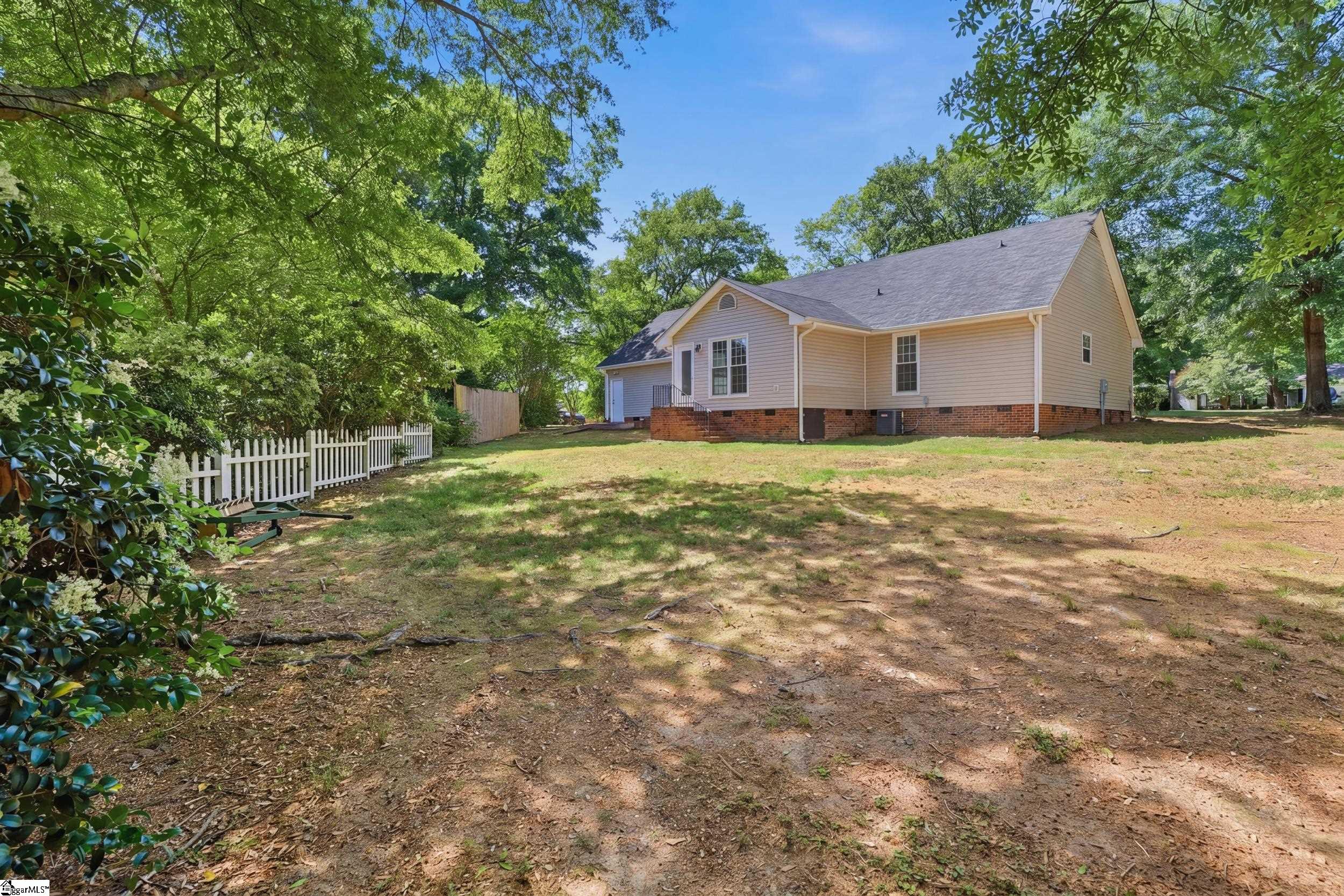 324 Golden Carriage Run Boiling Springs, SC 29316 - Photo 22 of 30