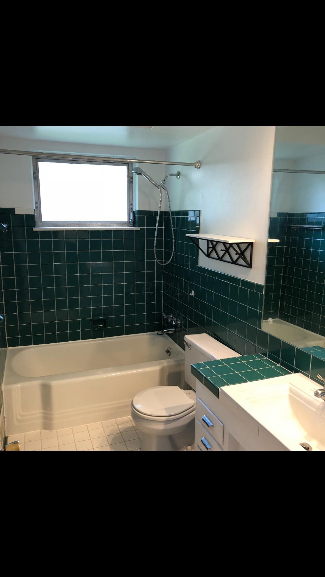 2645-2649 Charing Road Upper Arlington, OH 43221 - Photo 12 of 33