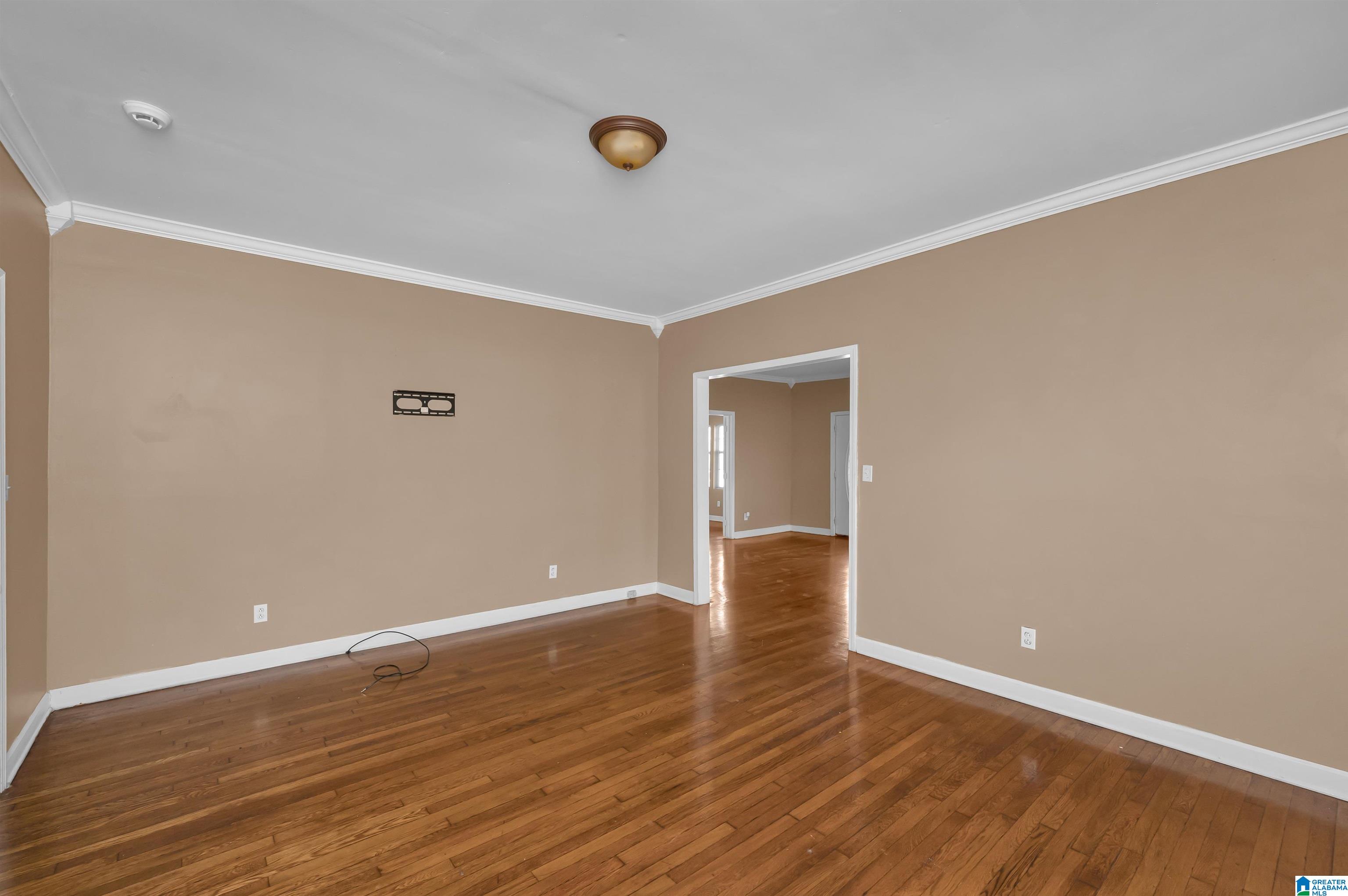 2211 25th Street Southwest Birmingham, AL 35208 - Photo 12 of 30