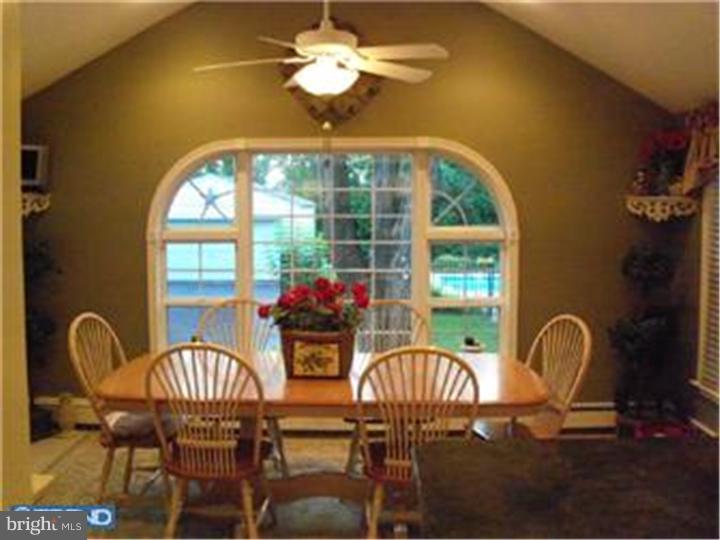 58 Mallard Road Holland, PA 18966 - Photo 11 of 25 Breakfast Room