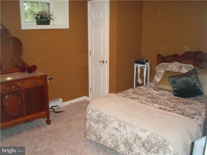 58 Mallard Road Holland, PA 18966 - Photo 14 of 25 Bedroom 4