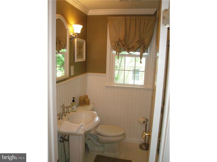 58 Mallard Road Holland, PA 18966 - Photo 19 of 25 Bathroom