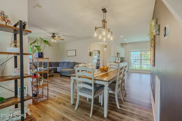 $429,900 | 7159 Grizzly Creek Lane, Powell, TN 37849