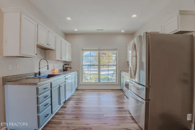 $429,900 | 7159 Grizzly Creek Lane, Powell, TN 37849