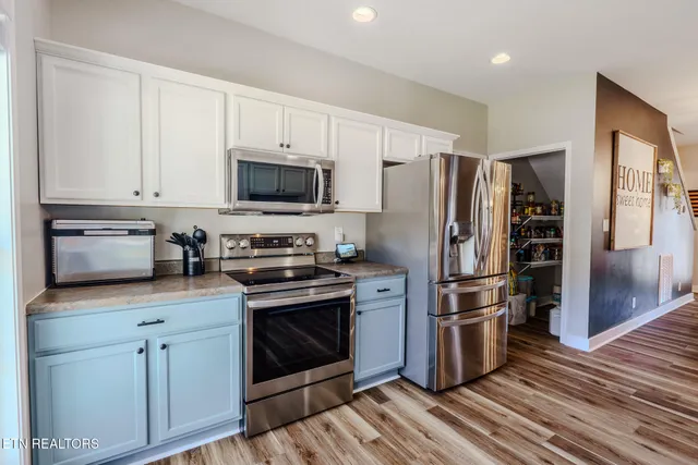 $429,900 | 7159 Grizzly Creek Lane, Powell, TN 37849