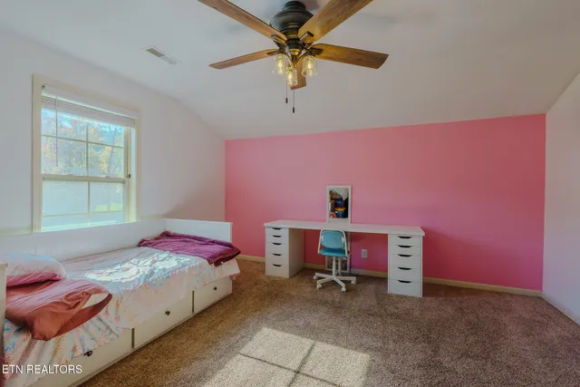 $429,900 | 7159 Grizzly Creek Lane, Powell, TN 37849