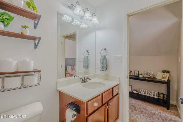 $429,900 | 7159 Grizzly Creek Lane, Powell, TN 37849