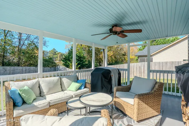 $429,900 | 7159 Grizzly Creek Lane, Powell, TN 37849