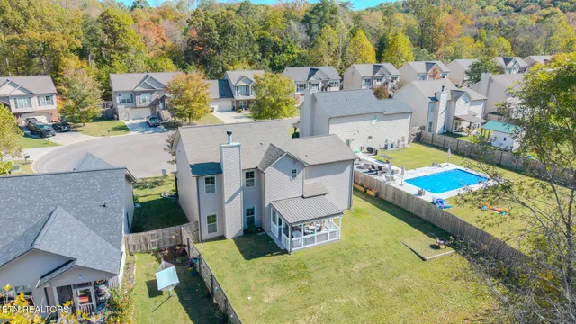 $429,900 | 7159 Grizzly Creek Lane, Powell, TN 37849