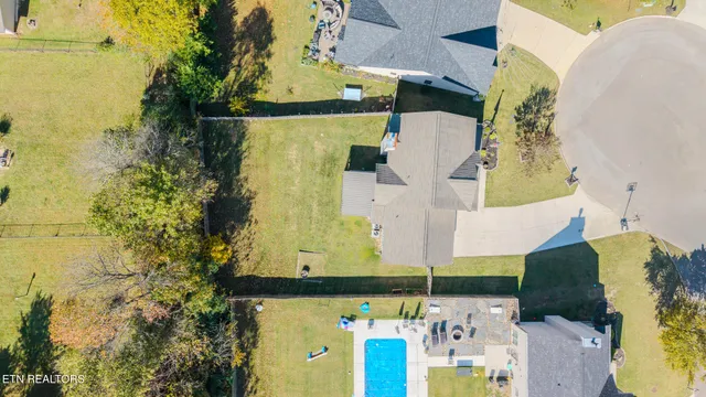 $429,900 | 7159 Grizzly Creek Lane, Powell, TN 37849