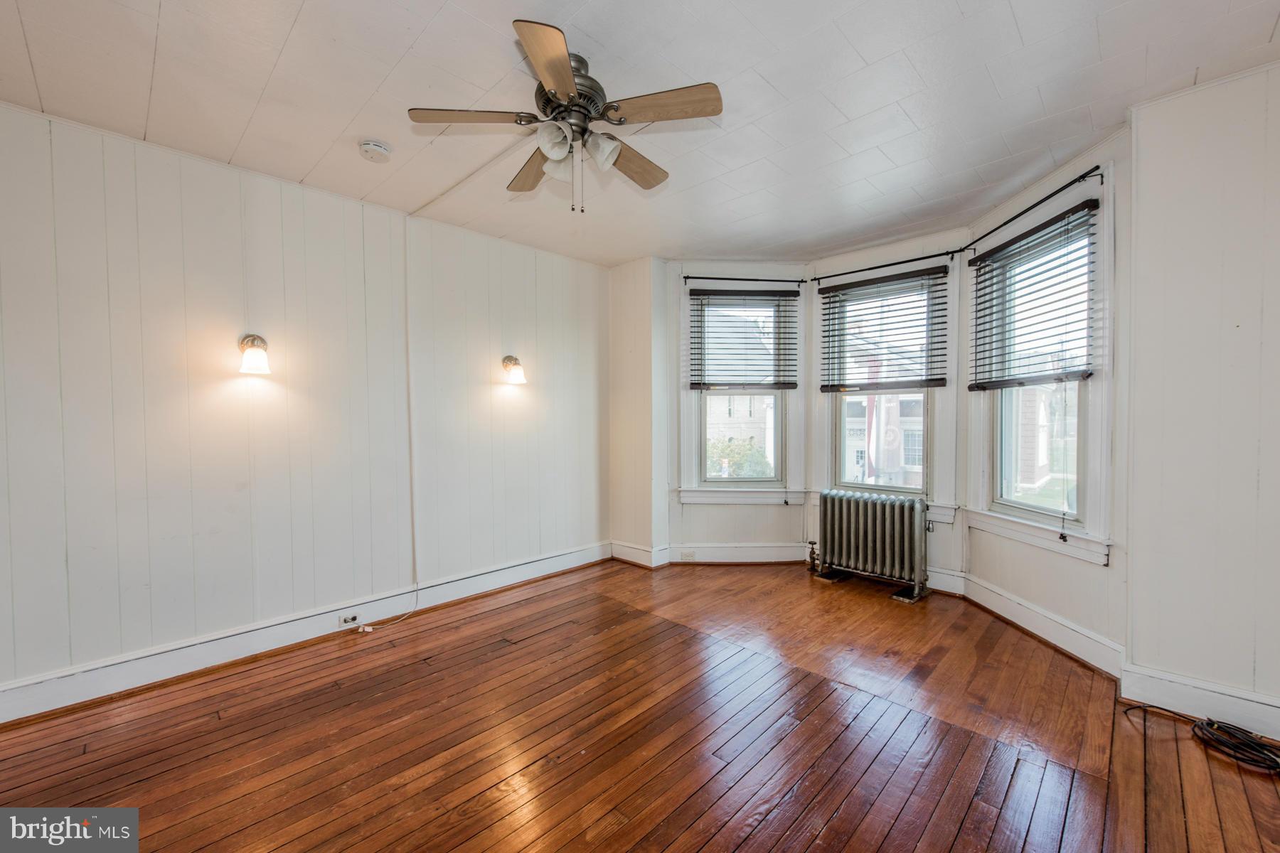 3662 Falls Road Baltimore, MD 21211 - Photo 15 of 28 Bedroom (Master)