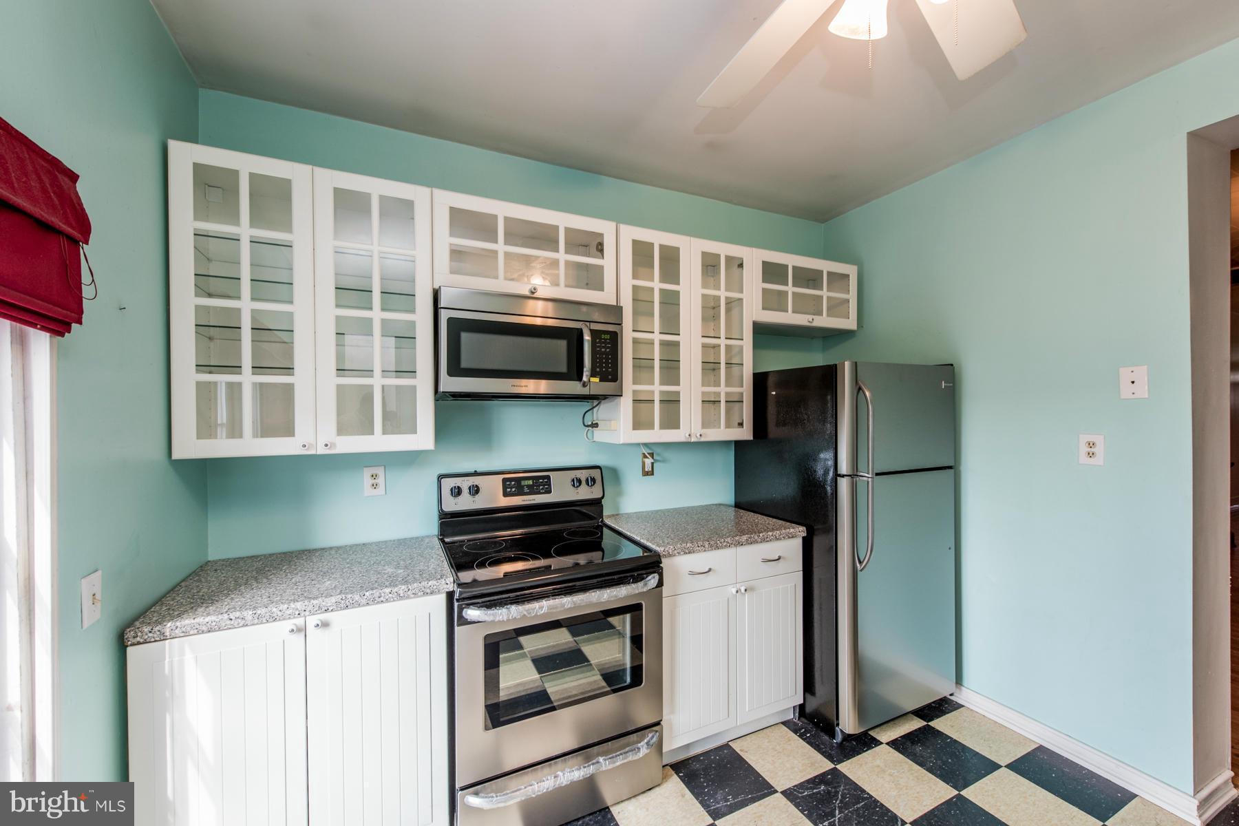 3662 Falls Road Baltimore, MD 21211 - Photo 10 of 28 Kitchen