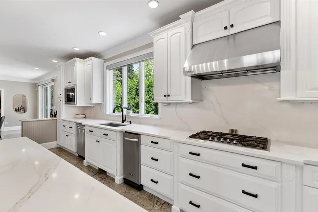 $3,799,000 | 7 Freeman Street, Lynnfield, MA 01940