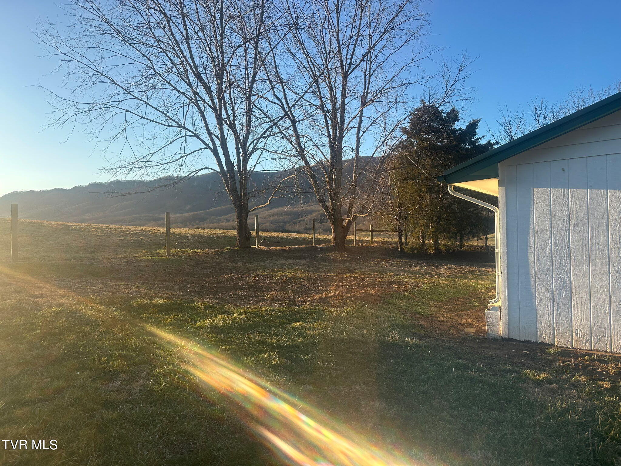 1143 Caylor Road Ewing, VA 24248 - Photo 17 of 18 868629605733181125
