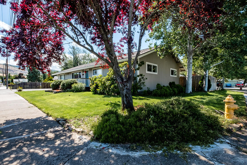 3000 Delta Waters Road Medford, OR 97504 - Photo 2 of 28 3000 Delta Waters-3