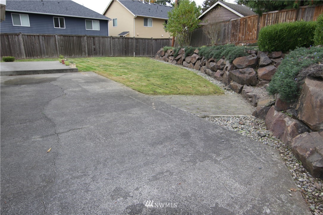 16416 Simonds Road Northeast Kenmore, WA 98028 - Photo 22 of 24