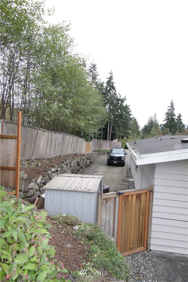 16416 Simonds Road Northeast Kenmore, WA 98028 - Photo 23 of 24