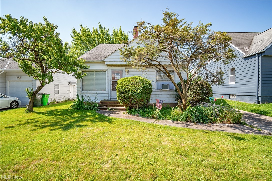11000 McCracken Road Cleveland, OH 44125 - Photo 1 of 32