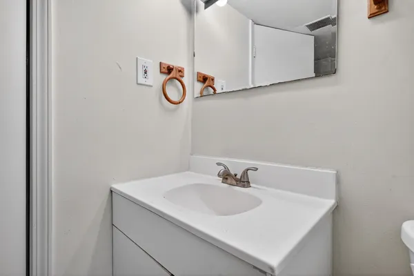 $629,900 | 4420 Vernon Avenue, Brookfield, IL 60513