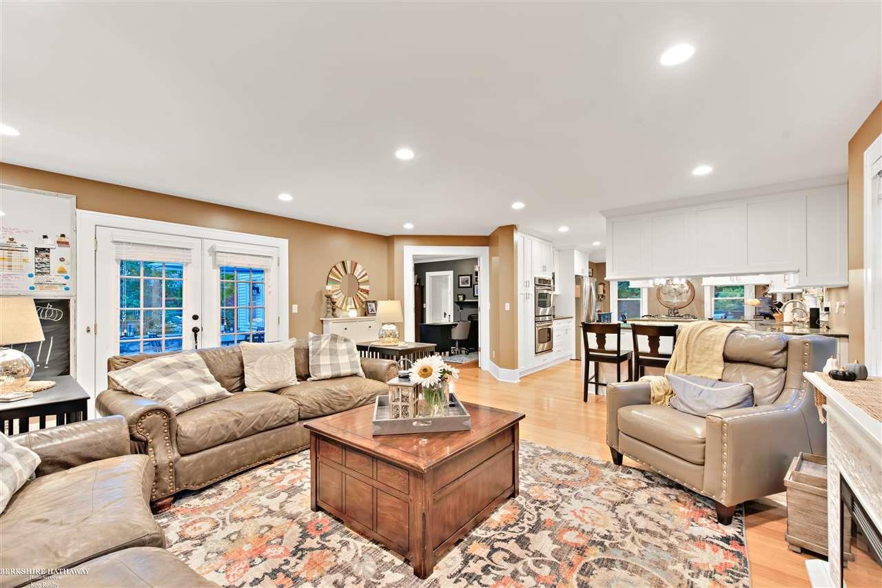 114 Bradley Street Romeo, MI 48065 - Photo 13 of 51 31398259-12.JPG