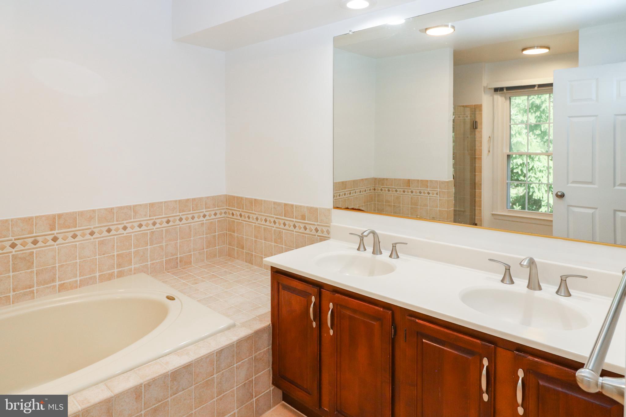 3797 Inverness Road Fairfax, VA 22033 - Photo 21 of 33 Gallery Image 21
