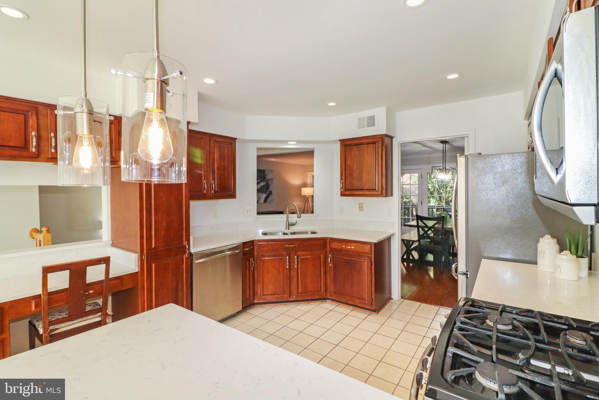 3797 Inverness Road Fairfax, VA 22033 - Photo 8 of 33 Gallery Image 8