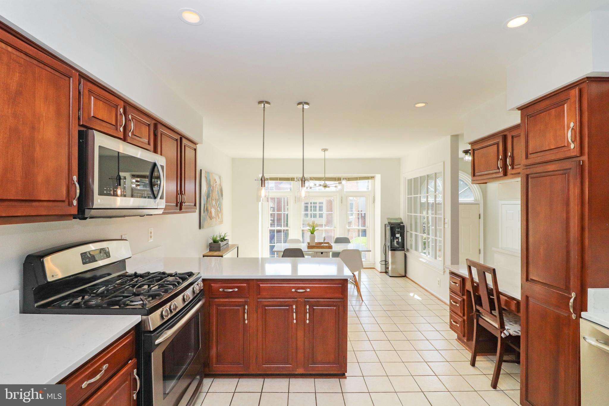 3797 Inverness Road Fairfax, VA 22033 - Photo 10 of 33 Gallery Image 10