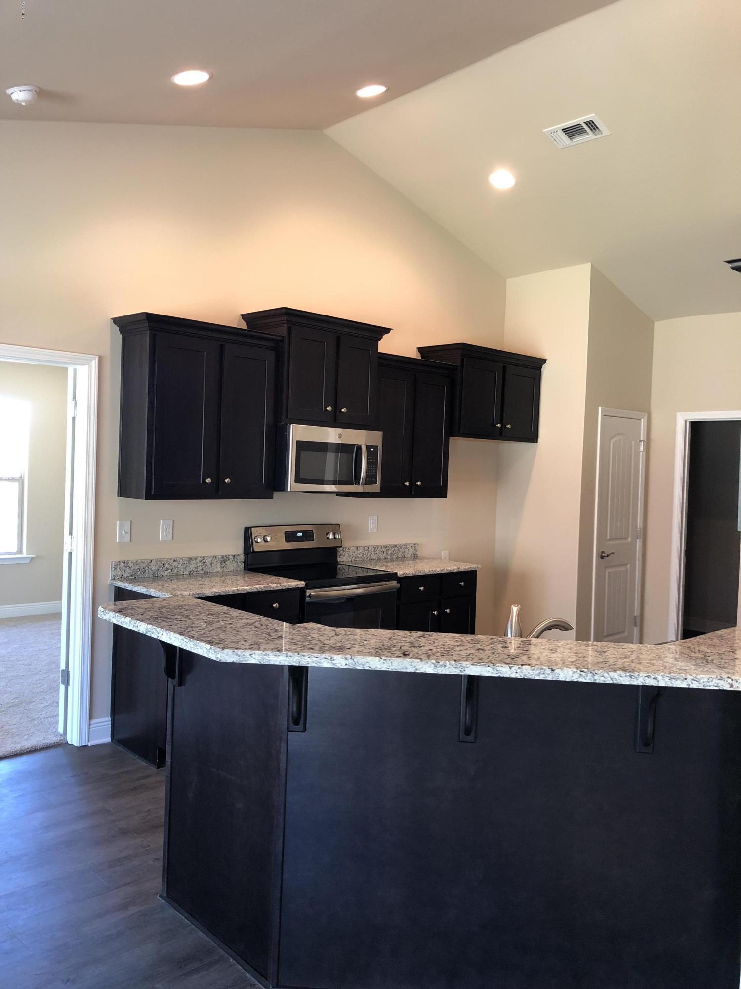 6817 Biddix Evans Road Ocean Springs, MS 39564 - Photo 7 of 25 Kitchen