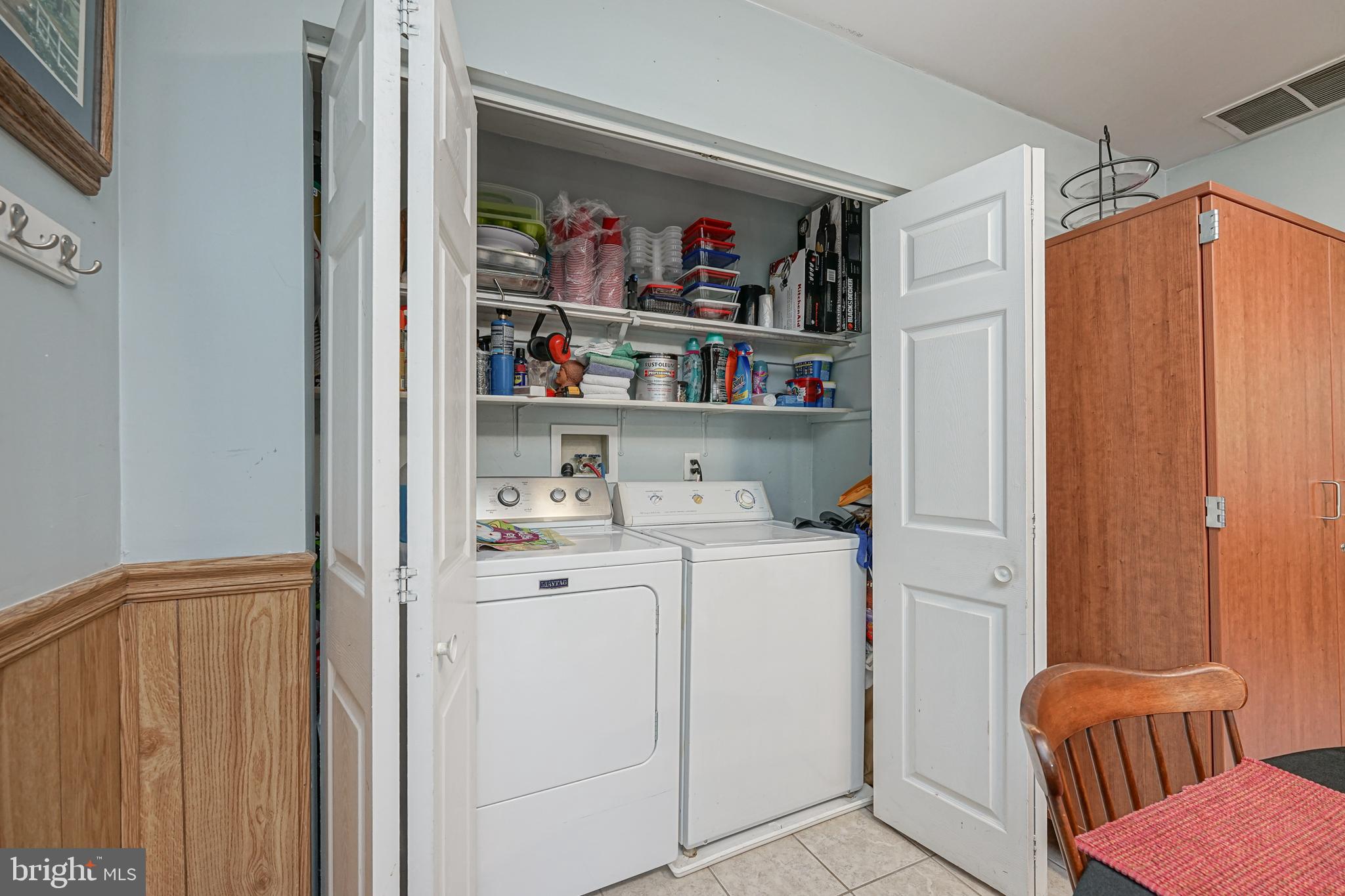 121 Oak Road Williamstown, NJ 08094 - Photo 12 of 25 Utility Room w/Washer & Dryer
