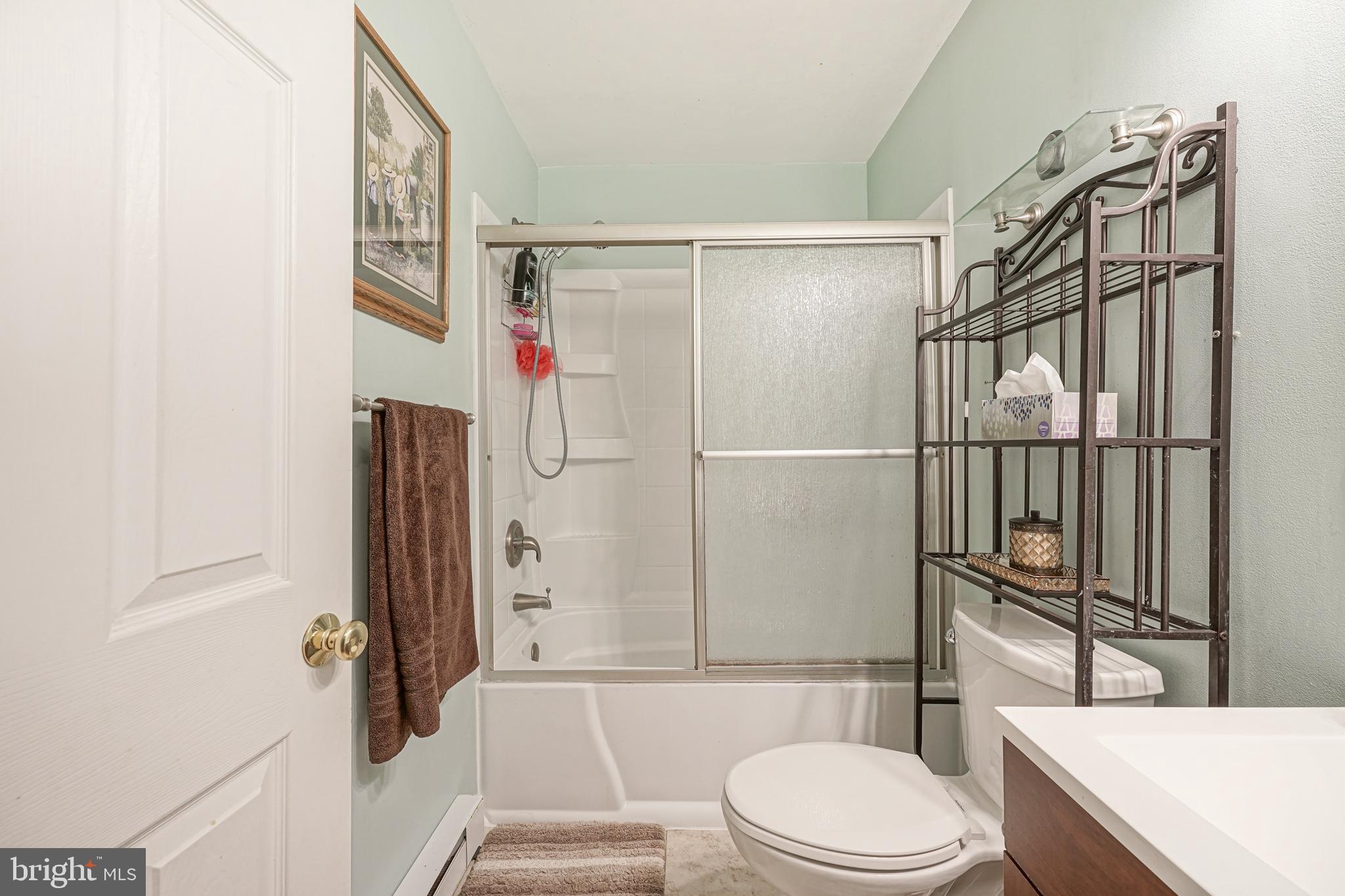 121 Oak Road Williamstown, NJ 08094 - Photo 20 of 25 Full Bathroom w/Tile Flooring