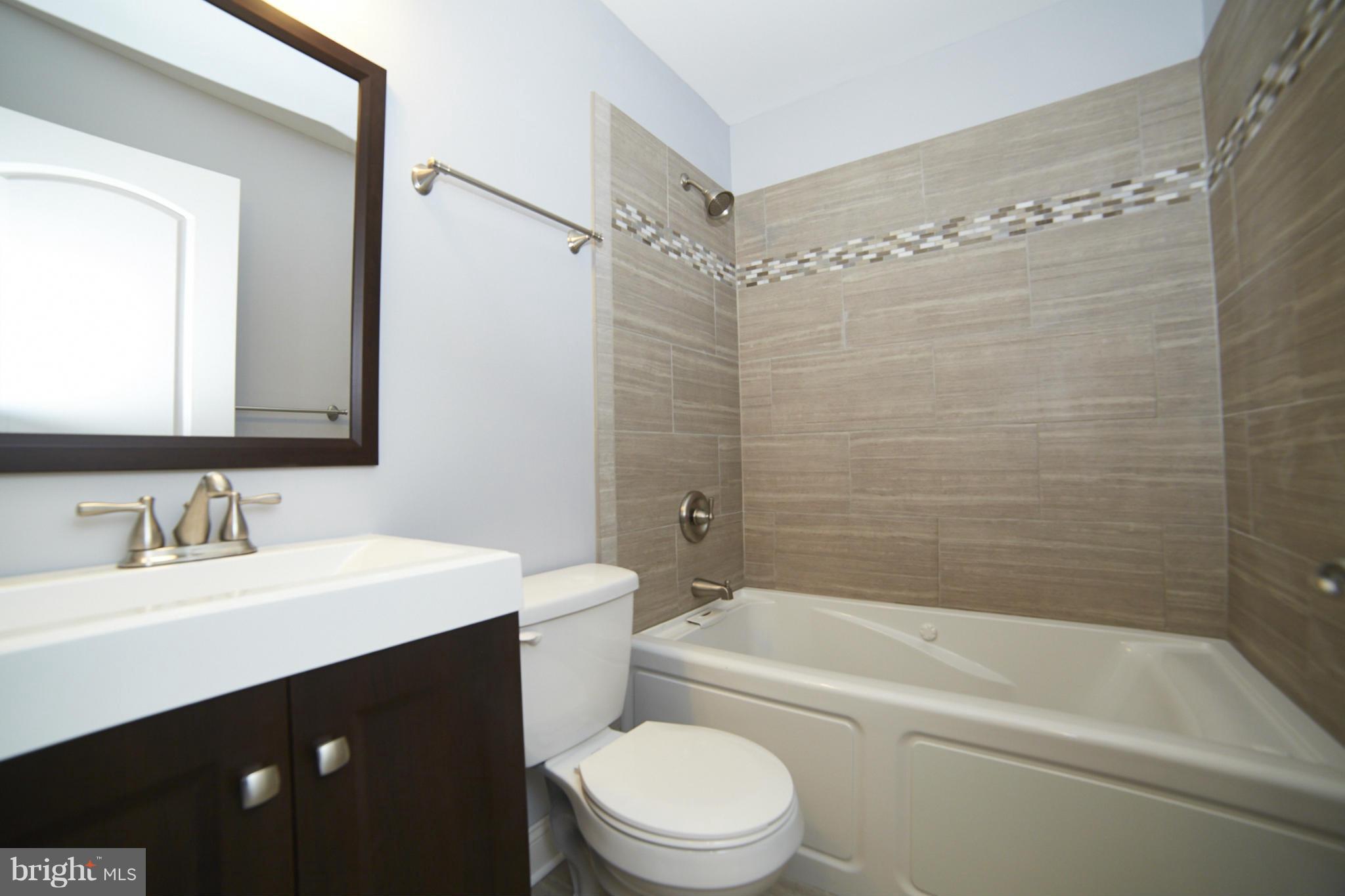 22 Bellfalls Way Baltimore, MD 21236 - Photo 16 of 30 2nd Fl Bath Jacuzzi Tub and Custom Tile