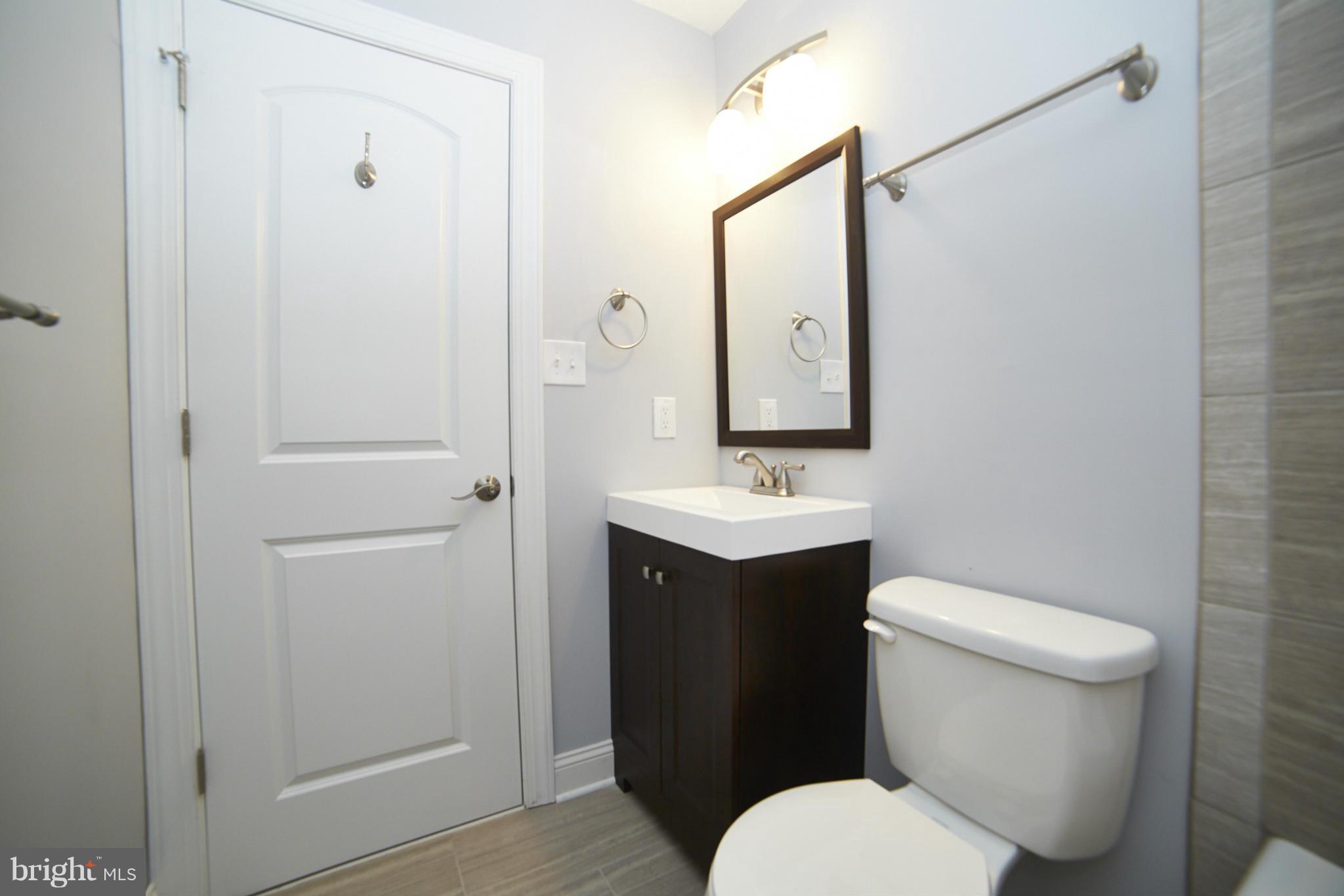 22 Bellfalls Way Baltimore, MD 21236 - Photo 17 of 30 2nd Floor Bath Vanity