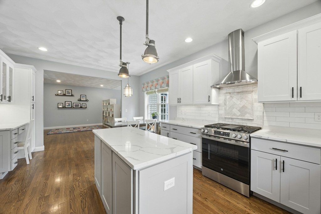 12 Forbes Road Hudson, MA 01749 - Photo 19 of 40