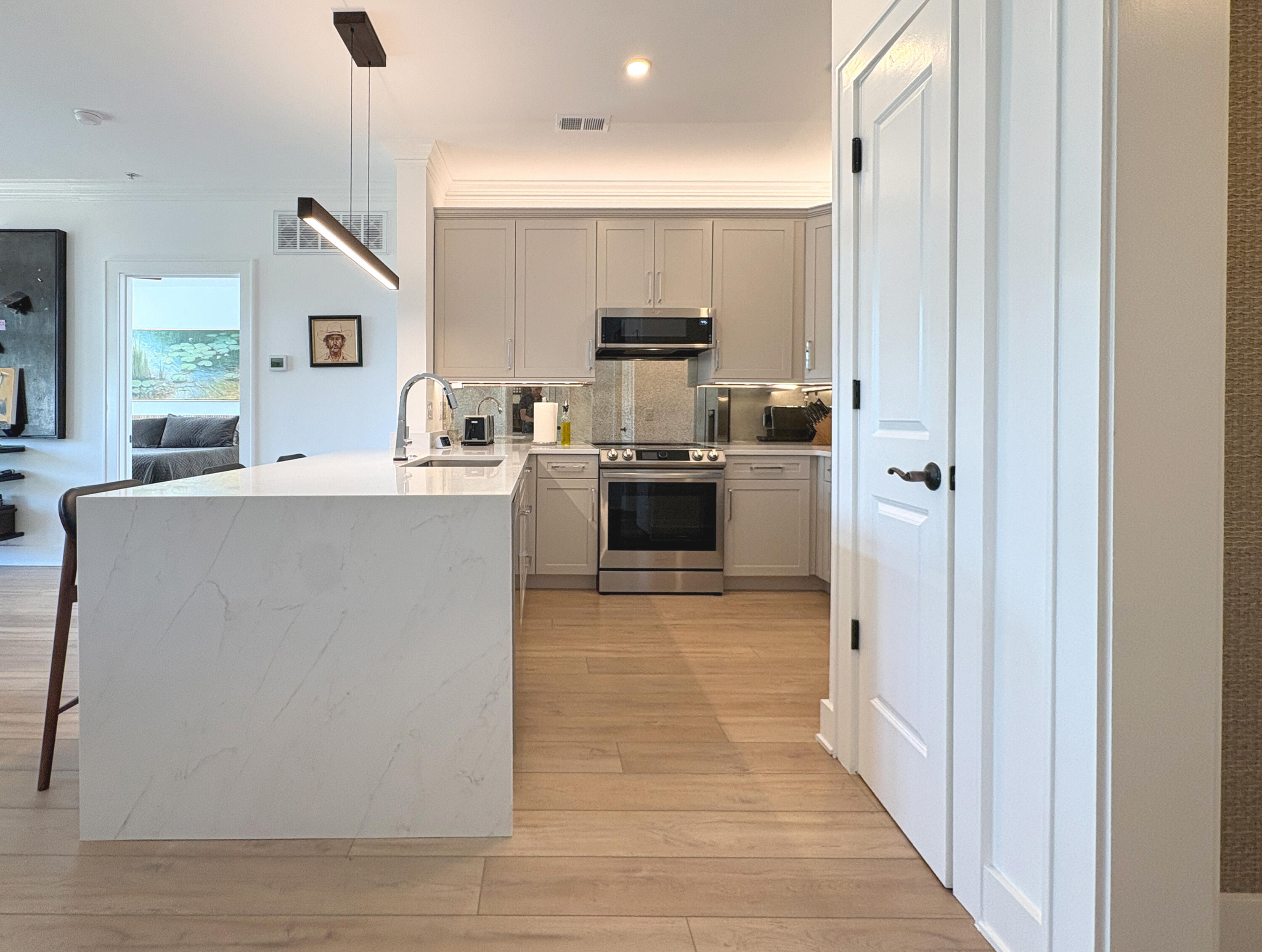 21 George Street, Unit 105 Charleston, SC 29401 - Photo 4 of 46 03
