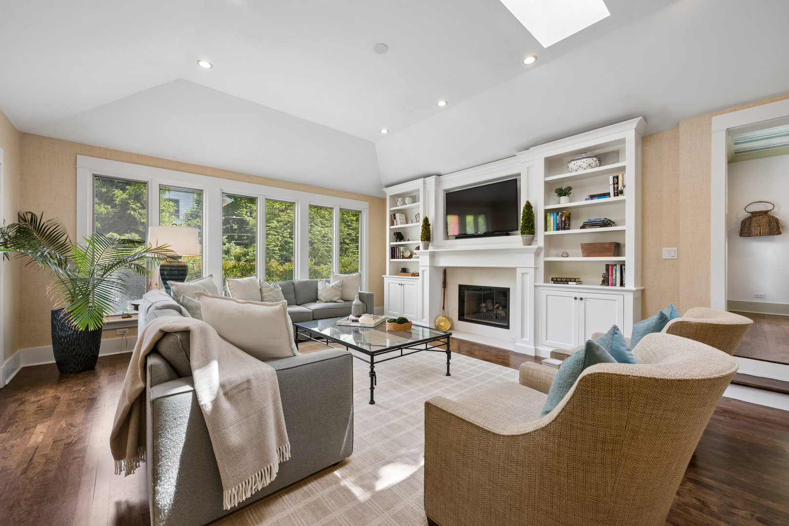757 Locust Street Winnetka, IL 60093 - Photo 10 of 34