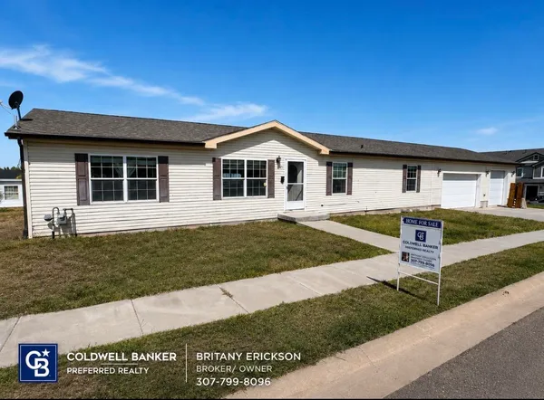 $299,000 | 305 Green River Circle, Evanston, WY 82930