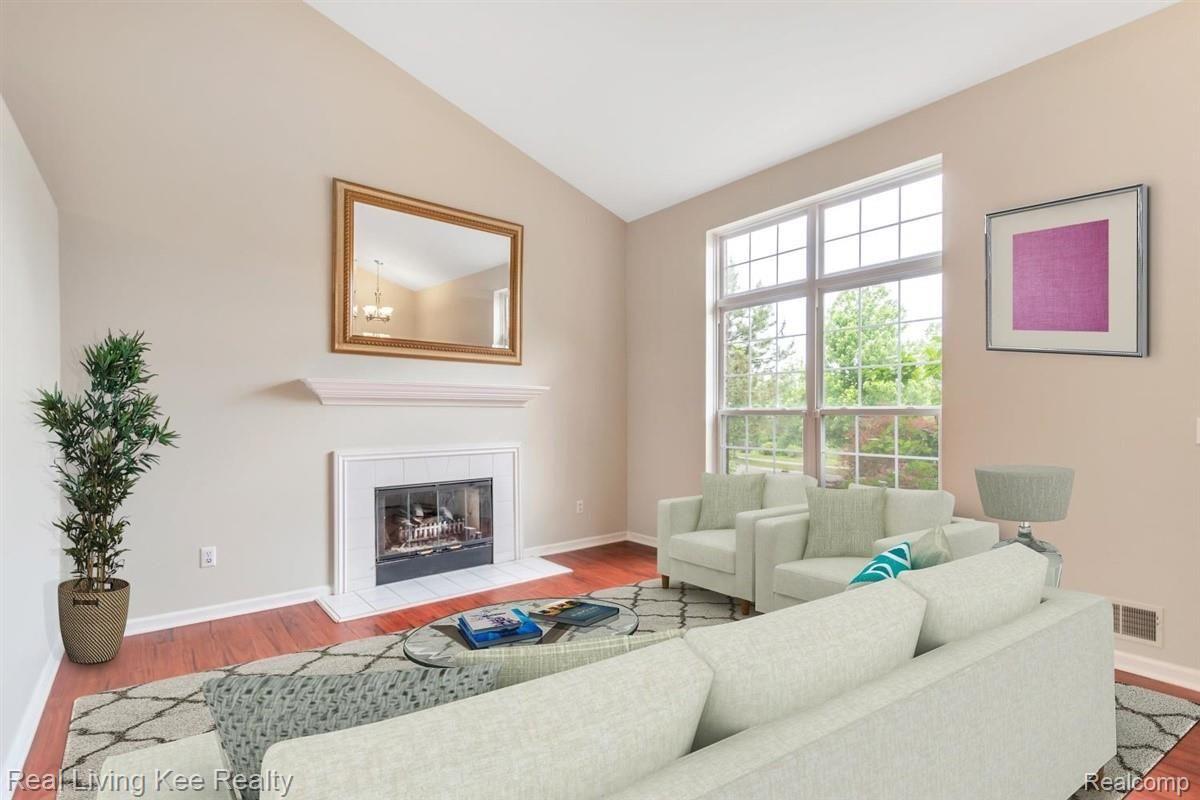 82 Eagle Ridge Road Lake Orion, MI 48360 - Photo 9 of 44 42-82-Eagle-Ridge-Rd-WindowStill-Re.jpg