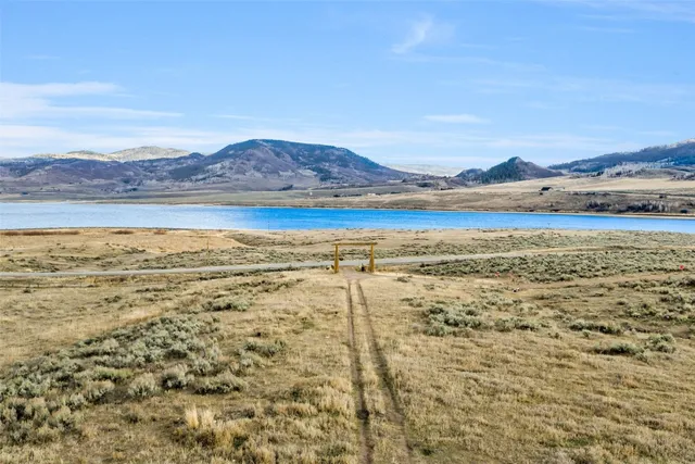 $775,000 | 29250 Lakeside Lane, Oak Creek, CO 80467