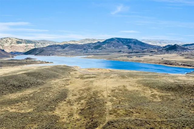 a view of ocean view with ocean view