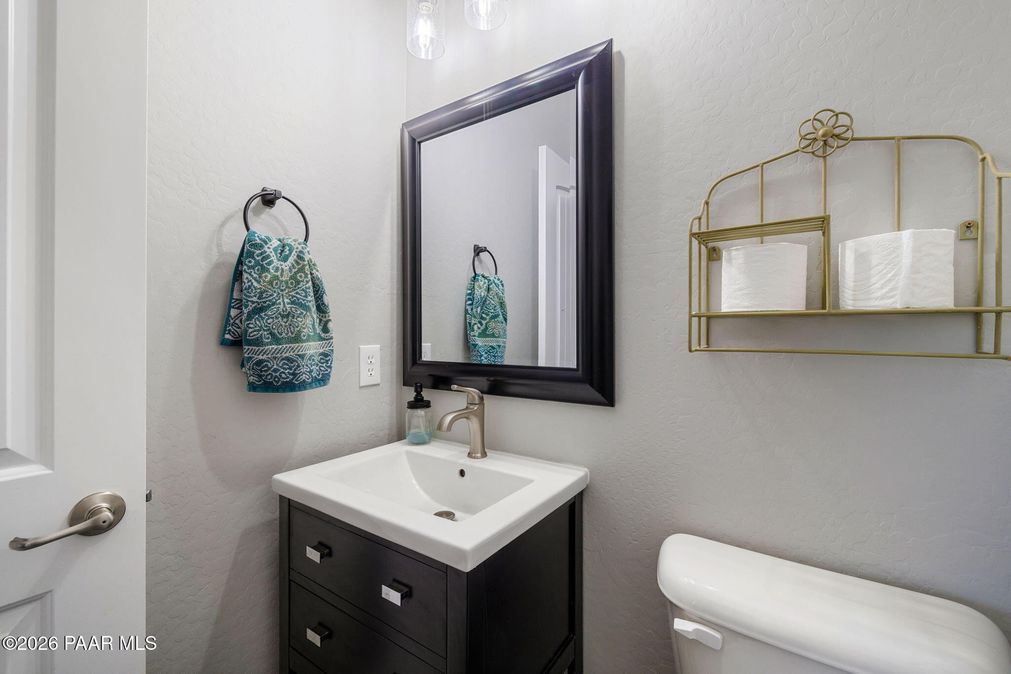 6025 West Haven Ridge Road Prescott, AZ 86305 - Photo 39 of 51 40-Powder Bathroom
