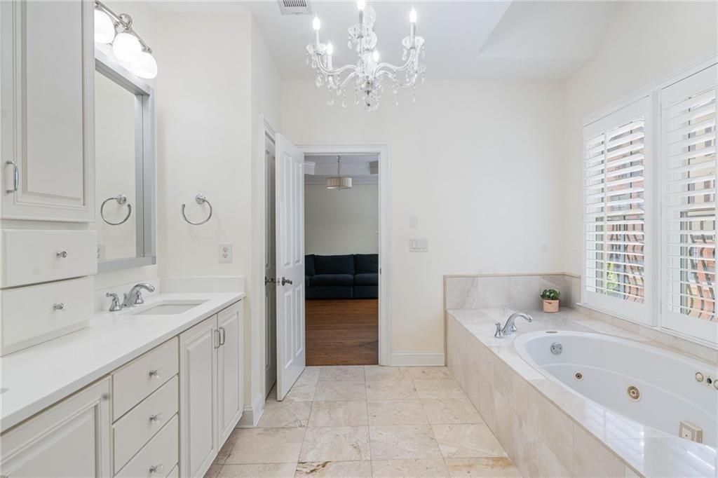 3127 Lenox Road Northeast, Unit 6 Atlanta, GA 30324 - Photo 17 of 25