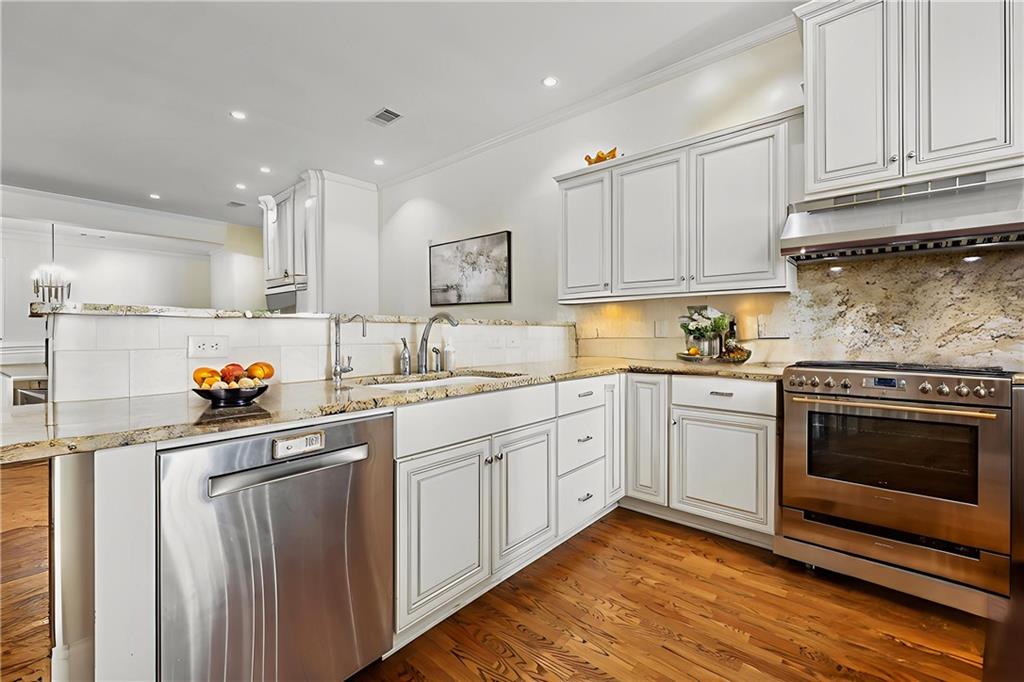 3127 Lenox Road Northeast, Unit 6 Atlanta, GA 30324 - Photo 5 of 25